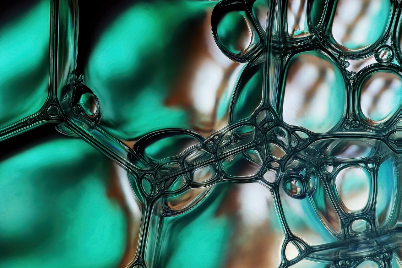 從分子層面解析聚氨酯塑膠跑道環(huán)保液體擴鏈劑如何構建更穩(wěn)定的聚氨酯網(wǎng)絡